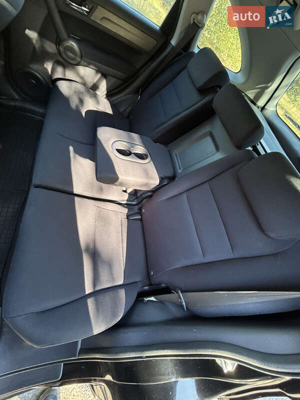 Позашляховик / Кросовер Honda CR-V 2010 в Києві