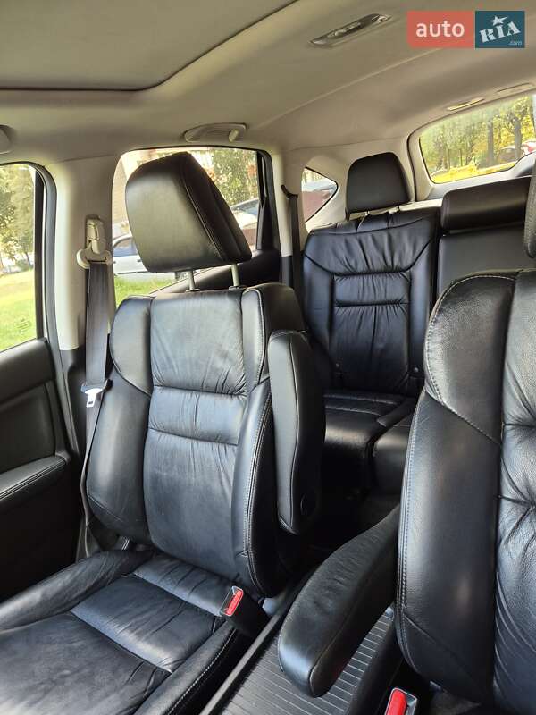 Позашляховик / Кросовер Honda CR-V 2014 в Києві
