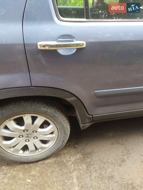 Внедорожник / Кроссовер Honda CR-V 2005 в Кривом Роге