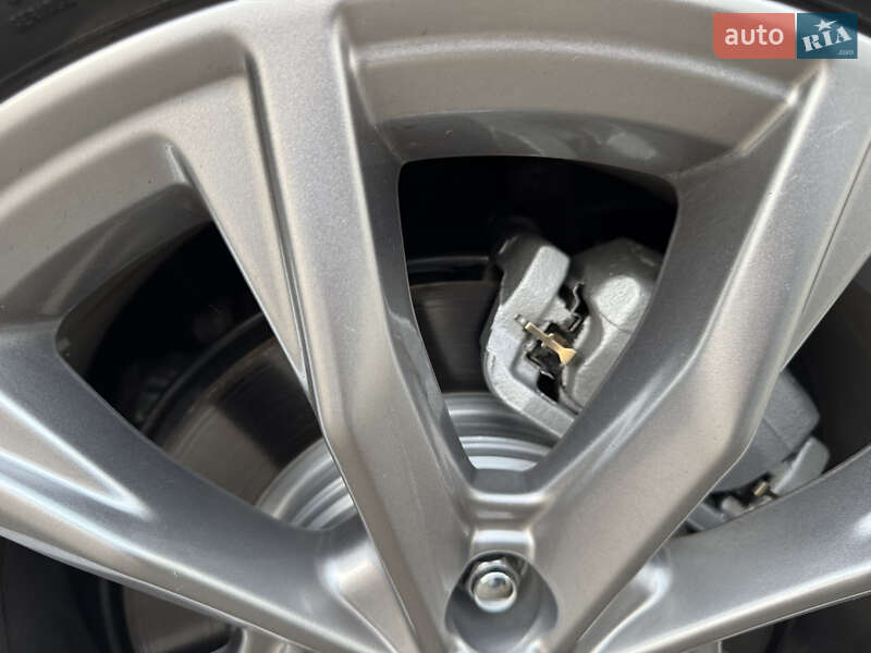 Позашляховик / Кросовер Honda CR-V 2022 в Києві