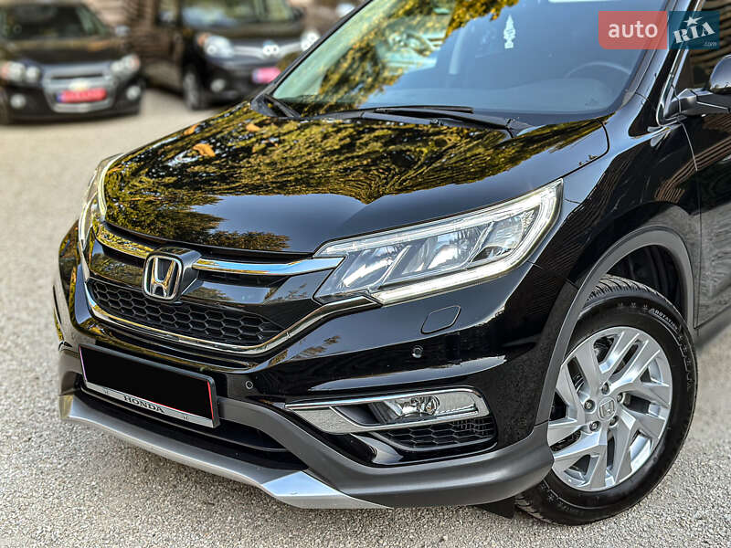 Внедорожник / Кроссовер Honda CR-V 2015 в Бродах