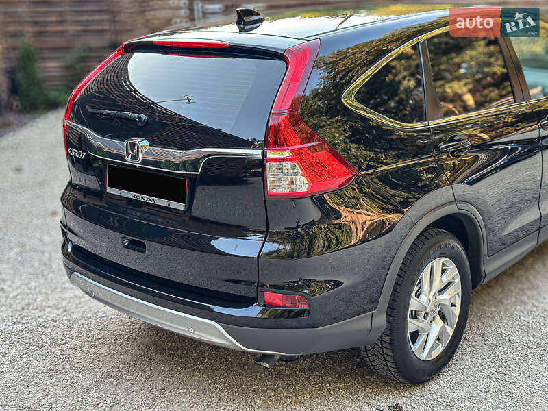 Внедорожник / Кроссовер Honda CR-V 2015 в Бродах