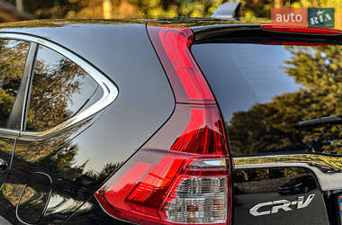Внедорожник / Кроссовер Honda CR-V 2015 в 