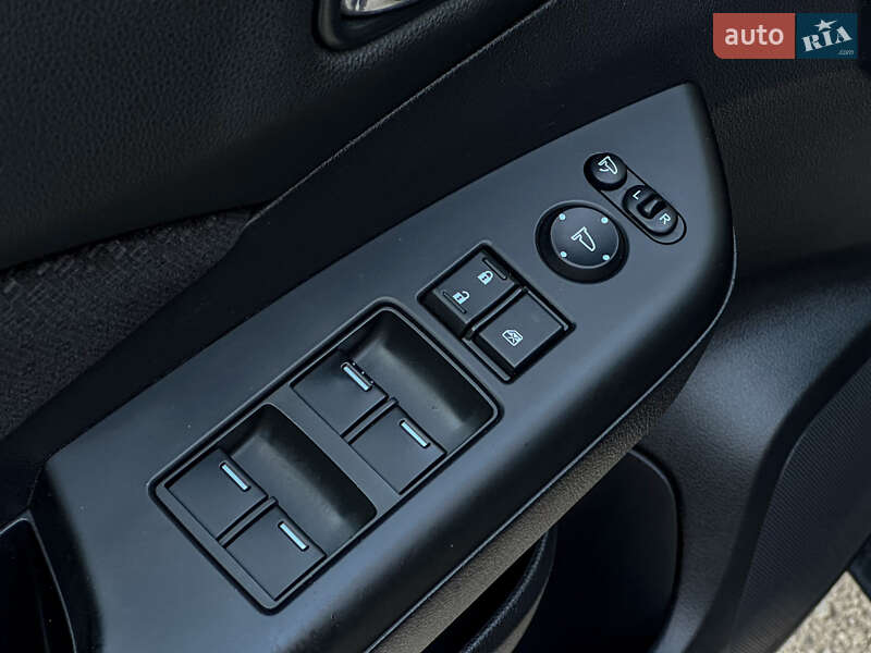 Внедорожник / Кроссовер Honda CR-V 2015 в Бродах