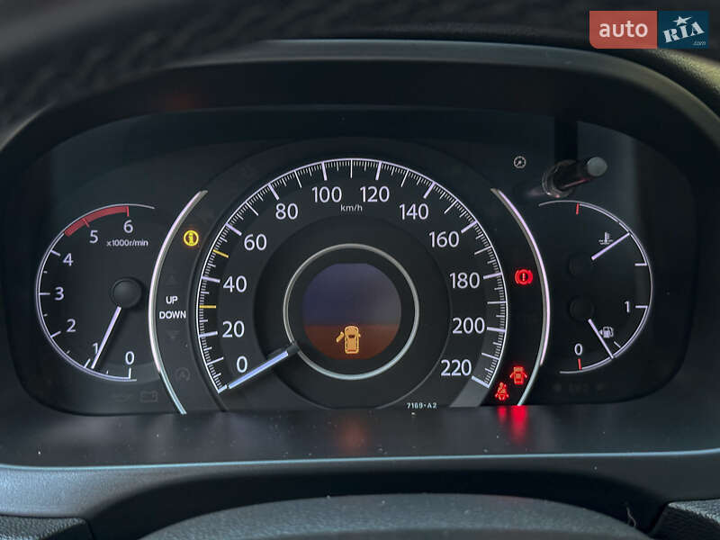 Внедорожник / Кроссовер Honda CR-V 2015 в Бродах