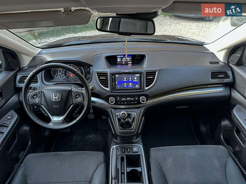 Внедорожник / Кроссовер Honda CR-V 2015 в Бродах