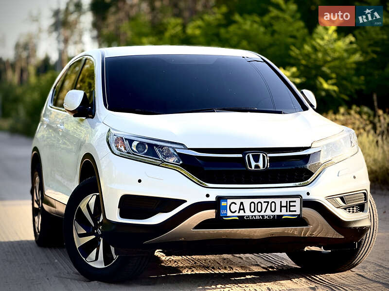 Внедорожник / Кроссовер Honda CR-V 2015 в 
