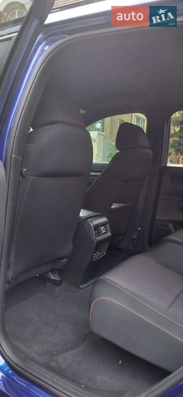 Внедорожник / Кроссовер Honda CR-V 2023 в Ужгороде