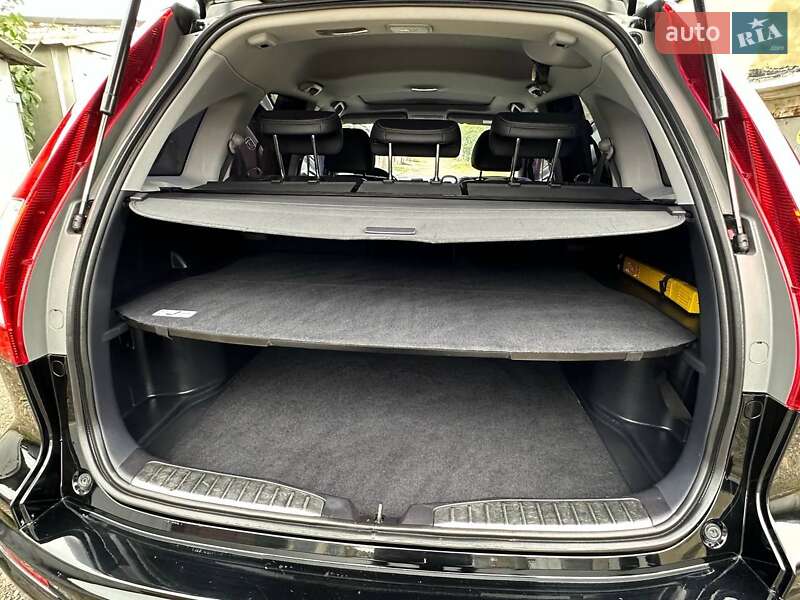 Внедорожник / Кроссовер Honda CR-V 2012 в Черновцах