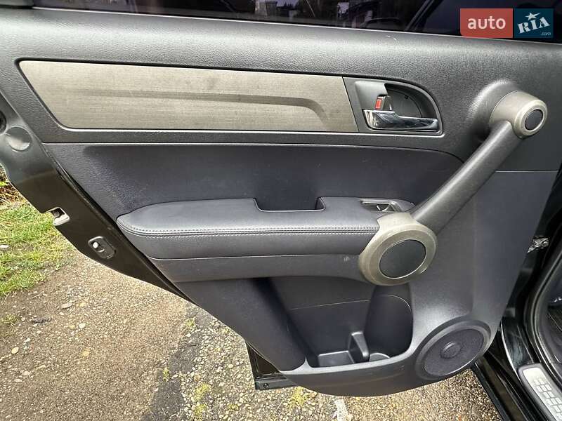 Внедорожник / Кроссовер Honda CR-V 2012 в Черновцах