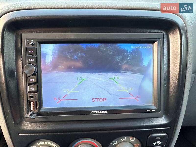Внедорожник / Кроссовер Honda CR-V 2001 в Запорожье
