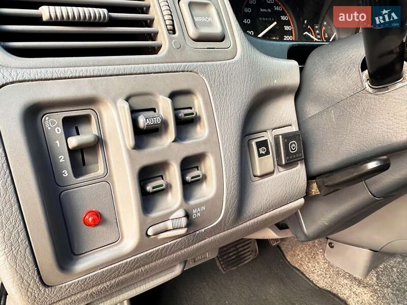 Внедорожник / Кроссовер Honda CR-V 2001 в Запорожье