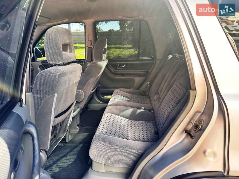 Внедорожник / Кроссовер Honda CR-V 2001 в Запорожье