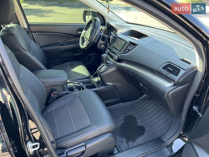 Позашляховик / Кросовер Honda CR-V 2016 в Дніпрі