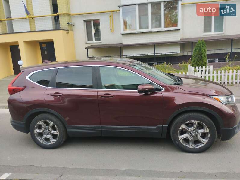 Позашляховик / Кросовер Honda CR-V 2017 в Чернігові
