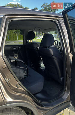 Внедорожник / Кроссовер Honda CR-V 2010 в 