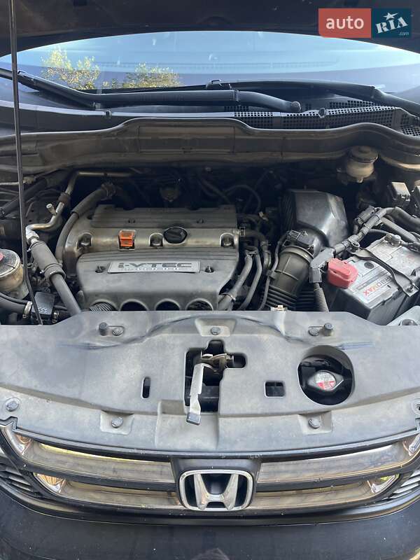 Внедорожник / Кроссовер Honda CR-V 2012 в Киеве