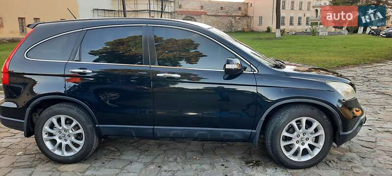 Внедорожник / Кроссовер Honda CR-V 2007 в Жовкве