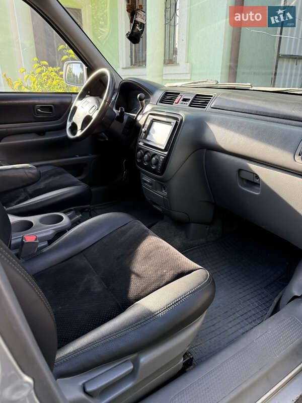 Позашляховик / Кросовер Honda CR-V 1998 в Чернівцях фото 9 Позашляховик / Кросовер Honda CR-V 1998 в Чернівцях