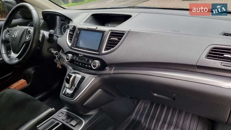 Внедорожник / Кроссовер Honda CR-V 2015 в Дрогобыче