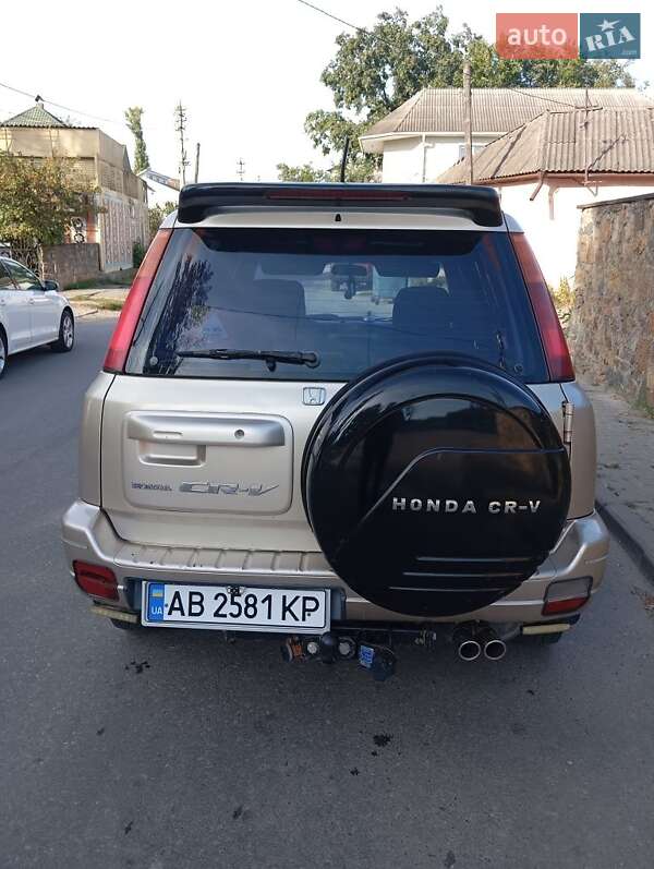 Внедорожник / Кроссовер Honda CR-V 1999 в Могилев-Подольске