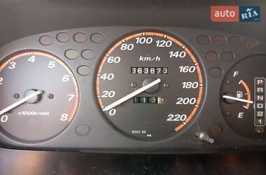 Внедорожник / Кроссовер Honda CR-V 1999 в 