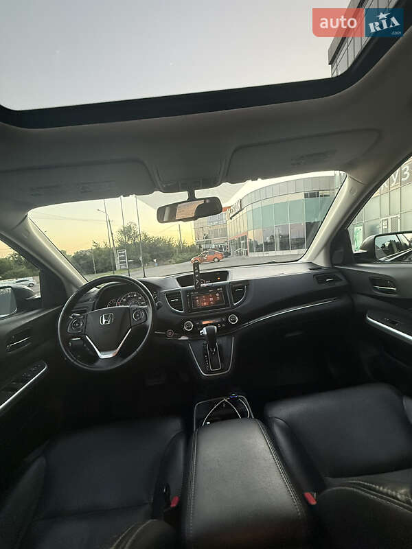 Внедорожник / Кроссовер Honda CR-V 2015 в Кривом Роге