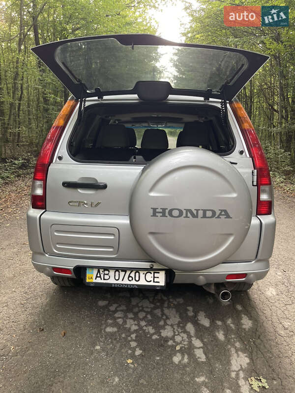 Позашляховик / Кросовер Honda CR-V 2004 в Дунаївцях