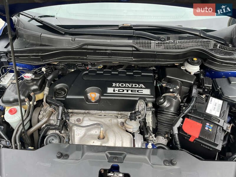 Внедорожник / Кроссовер Honda CR-V 2010 в Черновцах