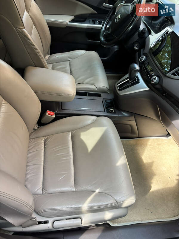 Внедорожник / Кроссовер Honda CR-V 2013 в Днепре