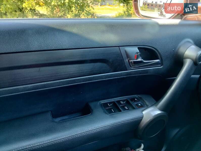 Позашляховик / Кросовер Honda CR-V 2011 в Гайсину