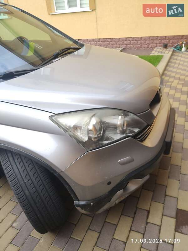 Позашляховик / Кросовер Honda CR-V 2008 в Рівному