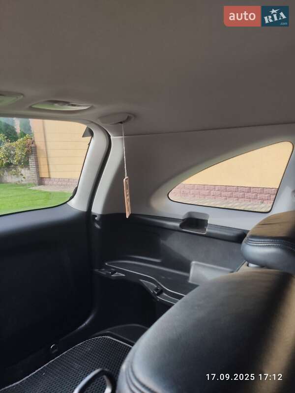 Позашляховик / Кросовер Honda CR-V 2008 в Рівному