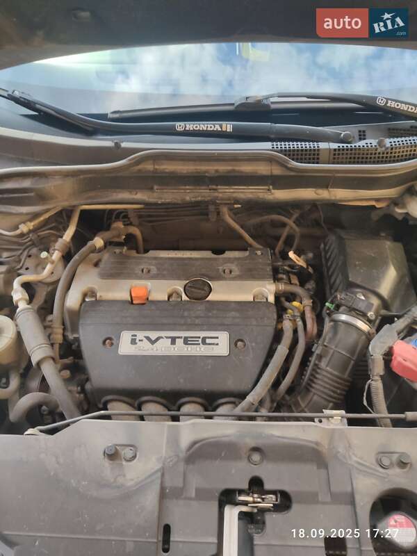 Позашляховик / Кросовер Honda CR-V 2008 в Рівному