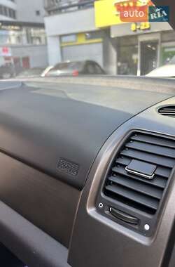 Внедорожник / Кроссовер Honda CR-V 2010 в 