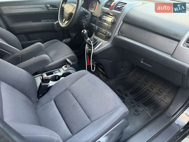 Внедорожник / Кроссовер Honda CR-V 2008 в Косове