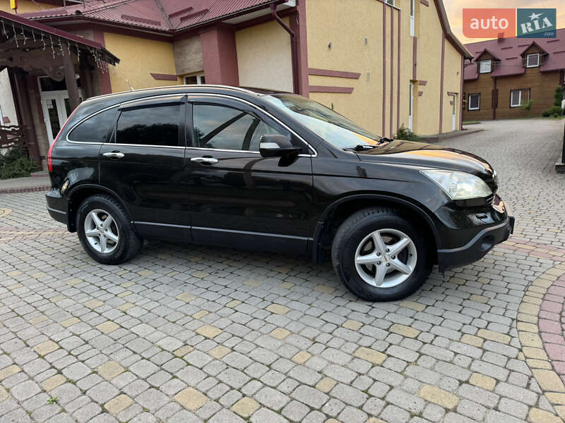 Внедорожник / Кроссовер Honda CR-V 2008 в Косове