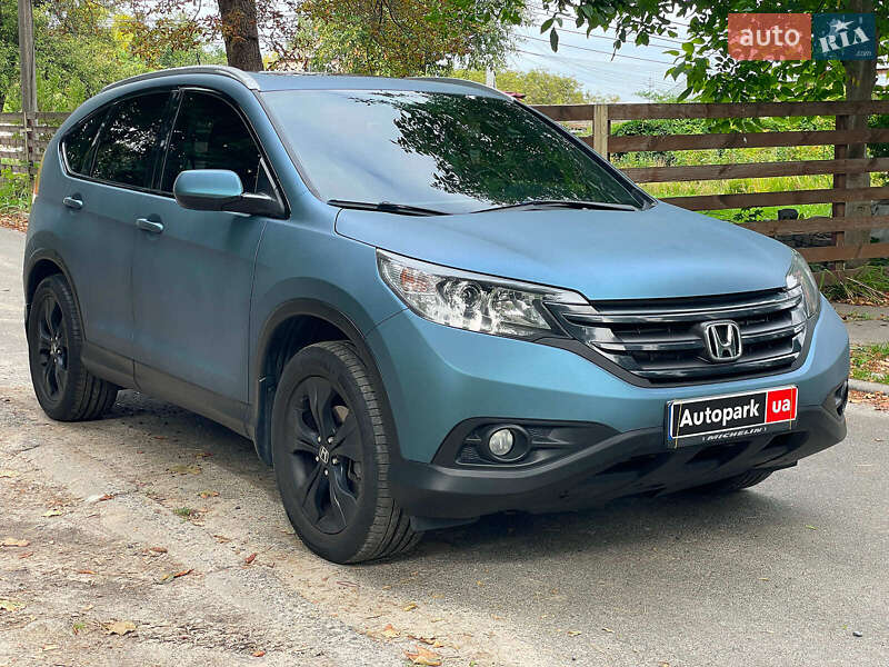 Позашляховик / Кросовер Honda CR-V 2014 в Києві