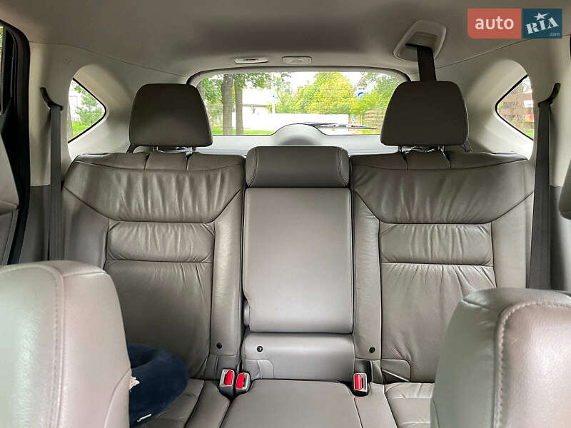 Позашляховик / Кросовер Honda CR-V 2014 в Києві