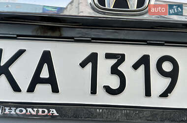 Позашляховик / Кросовер Honda CR-V 2008 в 