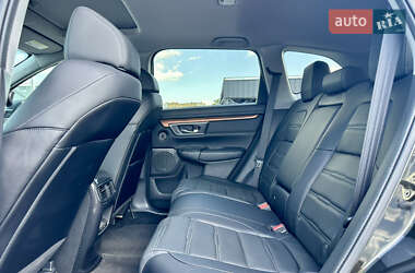 Внедорожник / Кроссовер Honda CR-V 2018 в 
