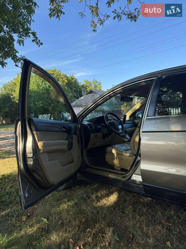 Внедорожник / Кроссовер Honda CR-V 2008 в Умани