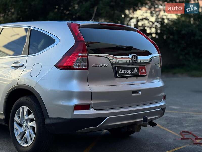 Внедорожник / Кроссовер Honda CR-V 2015 в Киеве