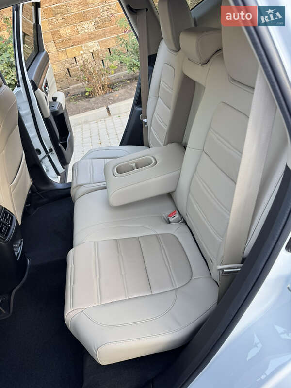 Внедорожник / Кроссовер Honda CR-V 2021 в Черноморске