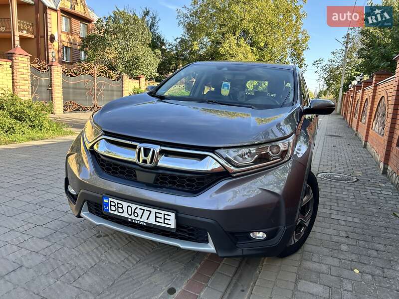 Внедорожник / Кроссовер Honda CR-V 2017 в 