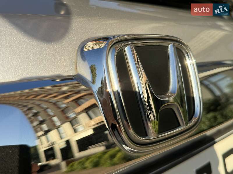 Позашляховик / Кросовер Honda CR-V 2012 в Києві фото 12 Позашляховик / Кросовер Honda CR-V 2012 в Києві