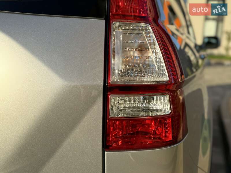 Позашляховик / Кросовер Honda CR-V 2012 в Києві фото 13 Позашляховик / Кросовер Honda CR-V 2012 в Києві