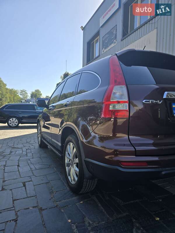 Внедорожник / Кроссовер Honda CR-V 2011 в Сумах