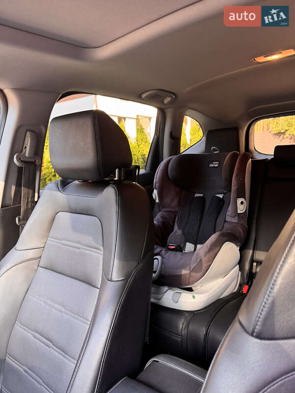 Позашляховик / Кросовер Honda CR-V 2017 в Києві