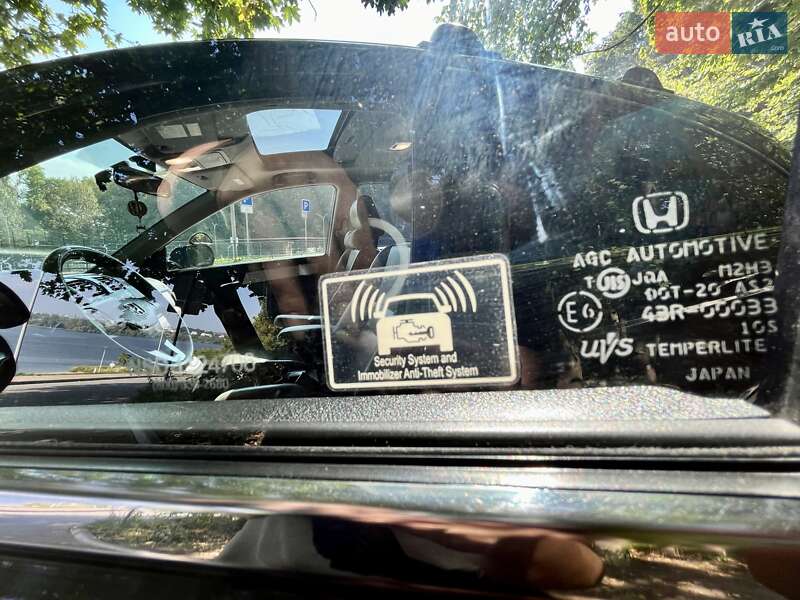 Внедорожник / Кроссовер Honda CR-V 2011 в Тернополе